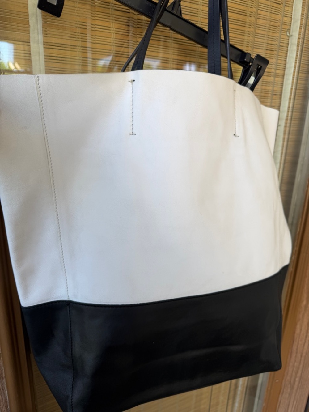 Celine Cabas horizontal leather tote. - Picture 5 of 16